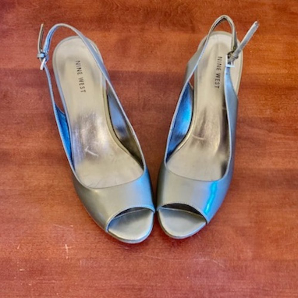 Silver, Nine West, slingback, peep toe heels, size 10.
